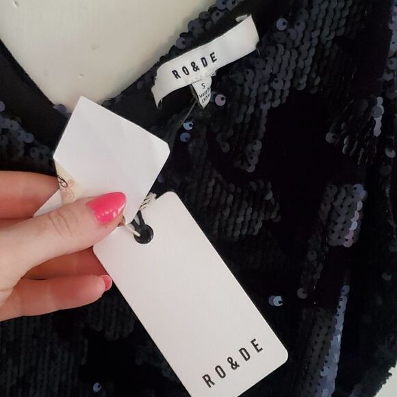 RO + DE Navy Sequined Tank - Picture 4 of 11